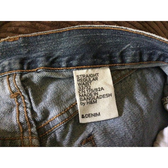 Levi’s distressed straight regular waist size 32 x 32 by H & M - Picture 5 of 8